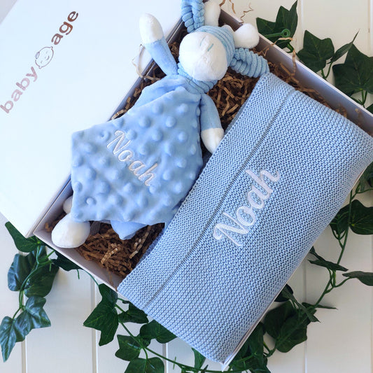 Blue Giraffe Comforter and Baby Blanket Personalised Gift Set BabyAge